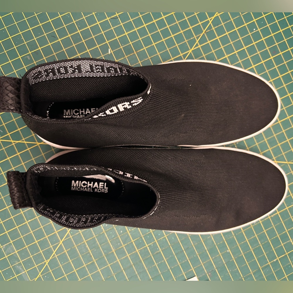 Michael Korrs Sneakers